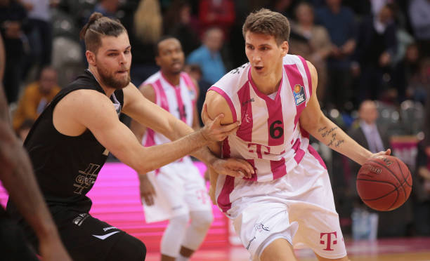 夫赛事中 夫赛事中